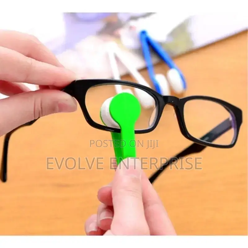 Portable Multifunctional Glasses Cleaner Wipe