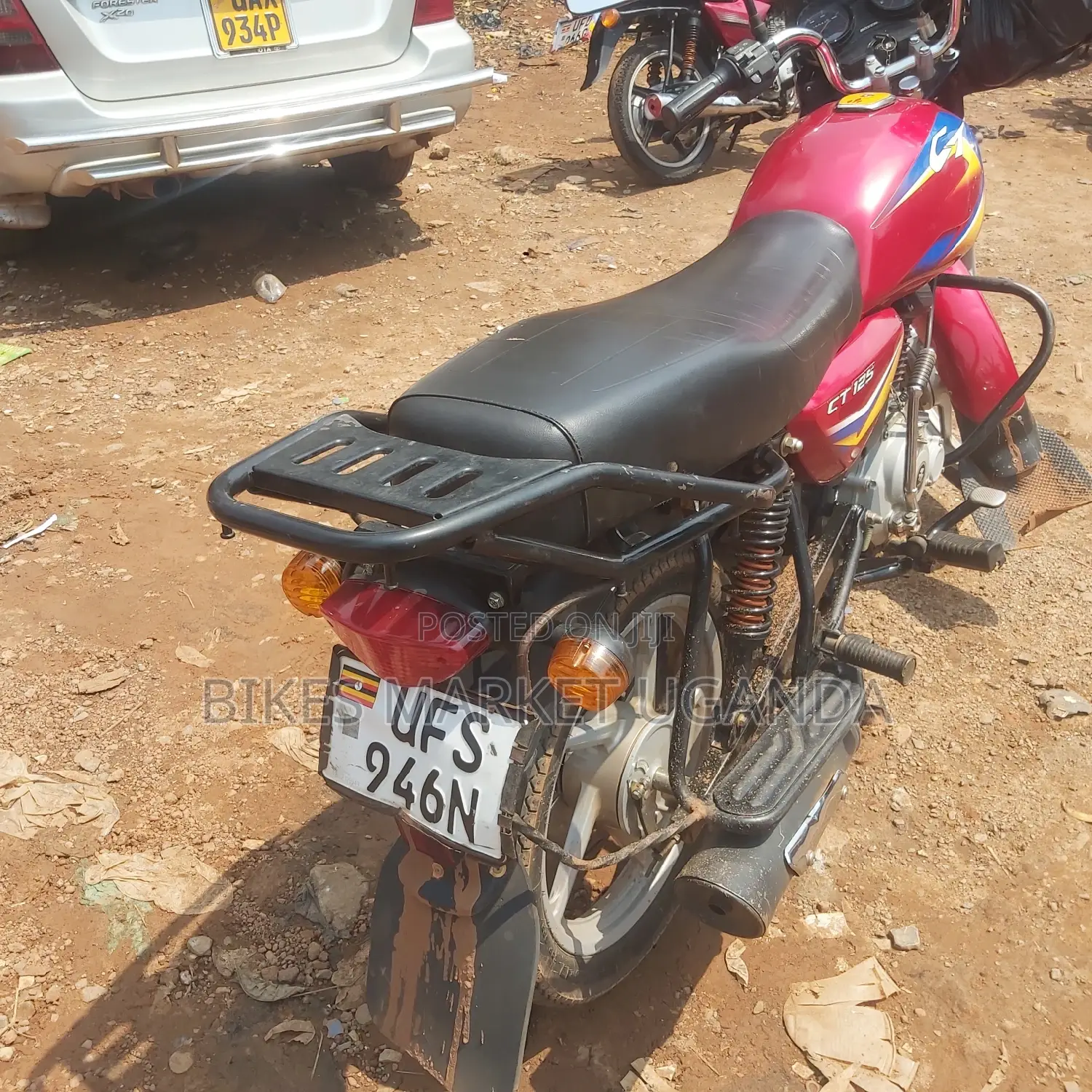 Bajaj Boxer 125 2023 Red