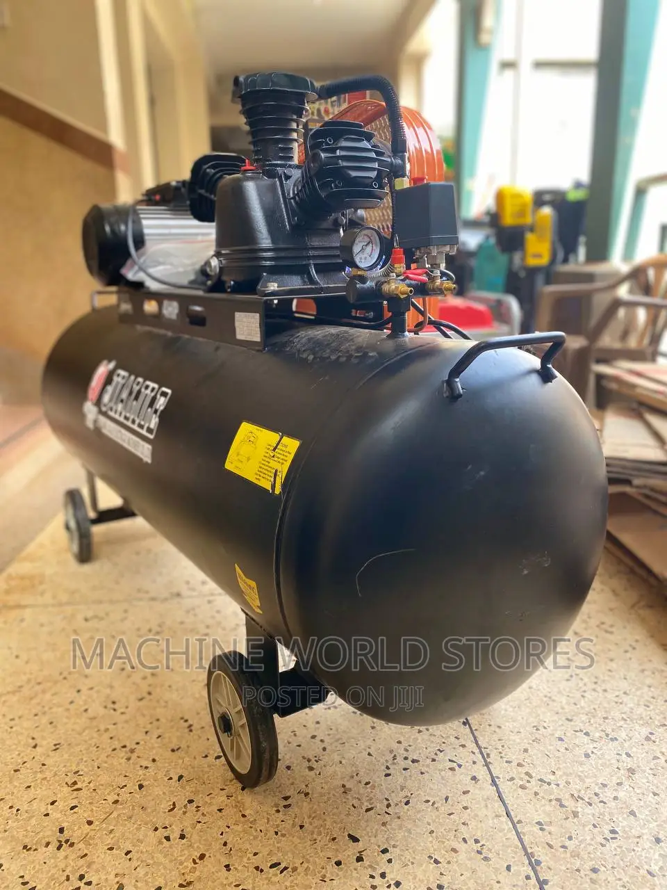300litres Air Compressor 3pistons(4hp)