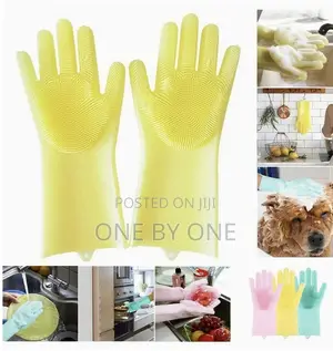 Latex Scrubbing Gloves (Standard Size; Multicolour) -1 Pair