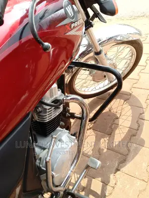 Bajaj CT 110X 2023 Red