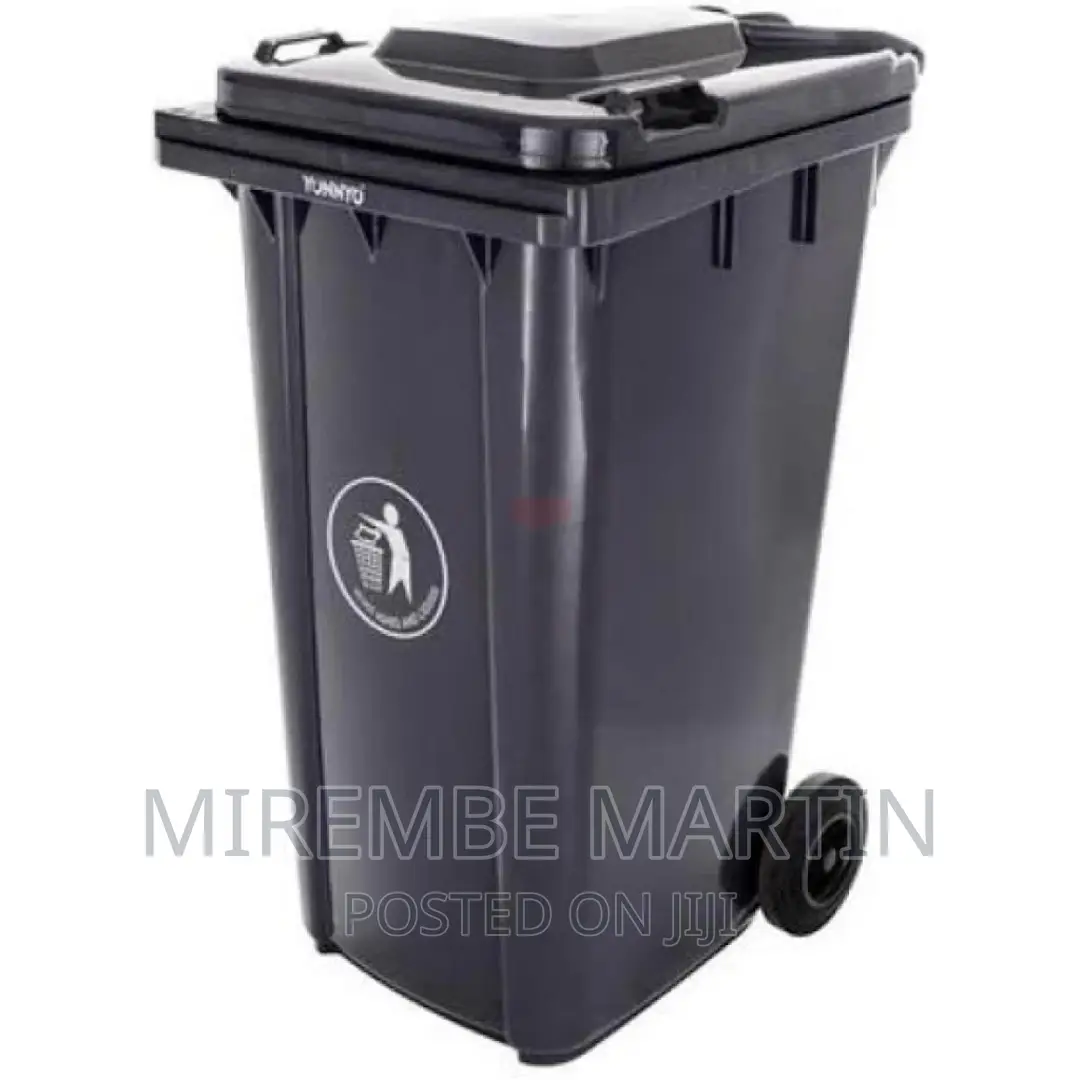 Outdoor 120L Plastic Dustbin Waste Bin, 120
