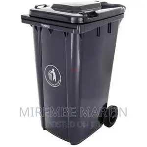 Outdoor 120L Plastic Dustbin Waste Bin, 120