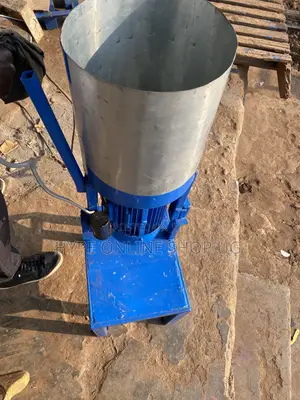 Photo - 6kg Commercial Gnut Grinding Machine