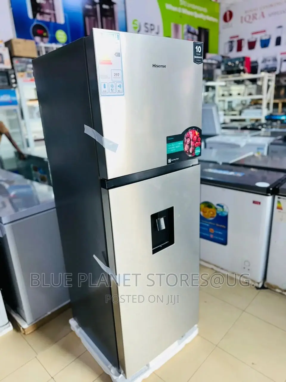 HISENSE 419litres Double Door Refrigerator With Dispenser.