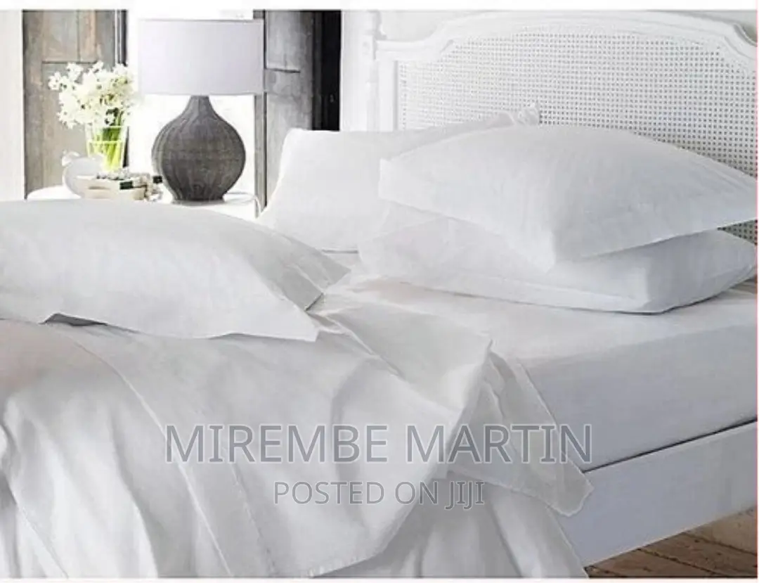 Home Fashion 6*6 Cotton Bedsheets With 2 Pillo