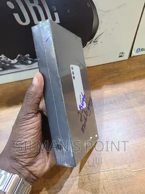 New Samsung Galaxy S24 256 GB Gray