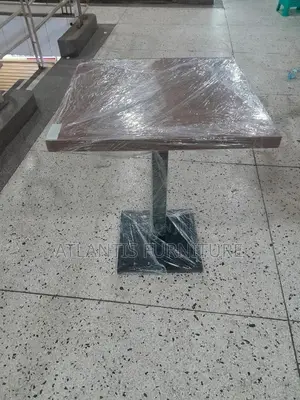 Single Standing Leg Restaurant Table