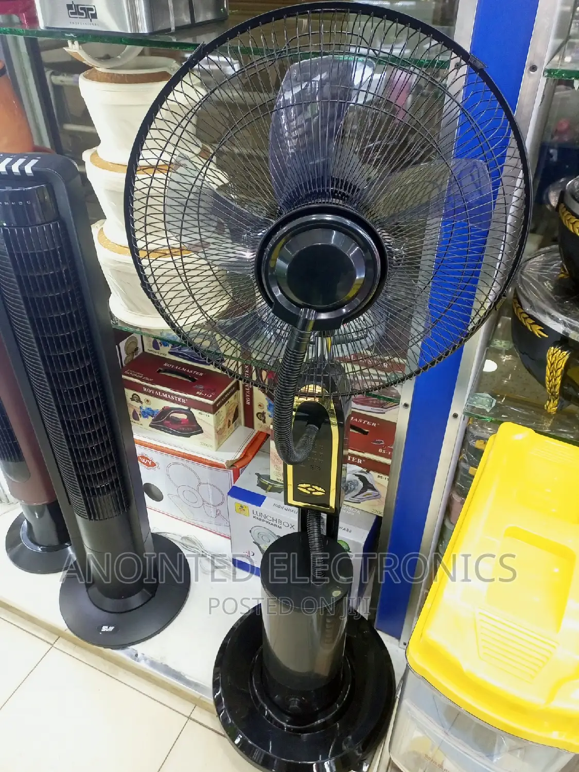 Mist Fans Black With a Remote