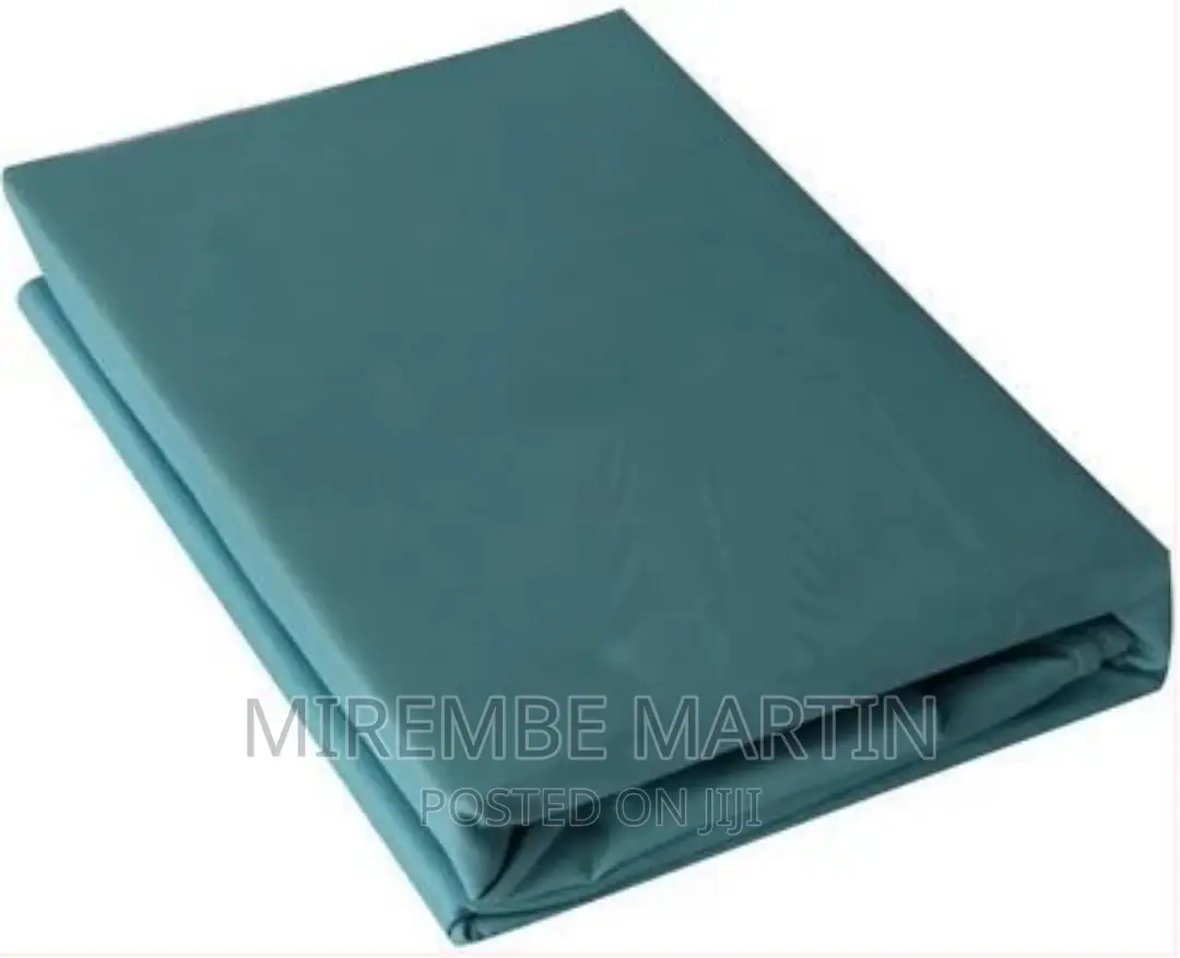 Fitted Bedsheets With 2 Pillowcases-