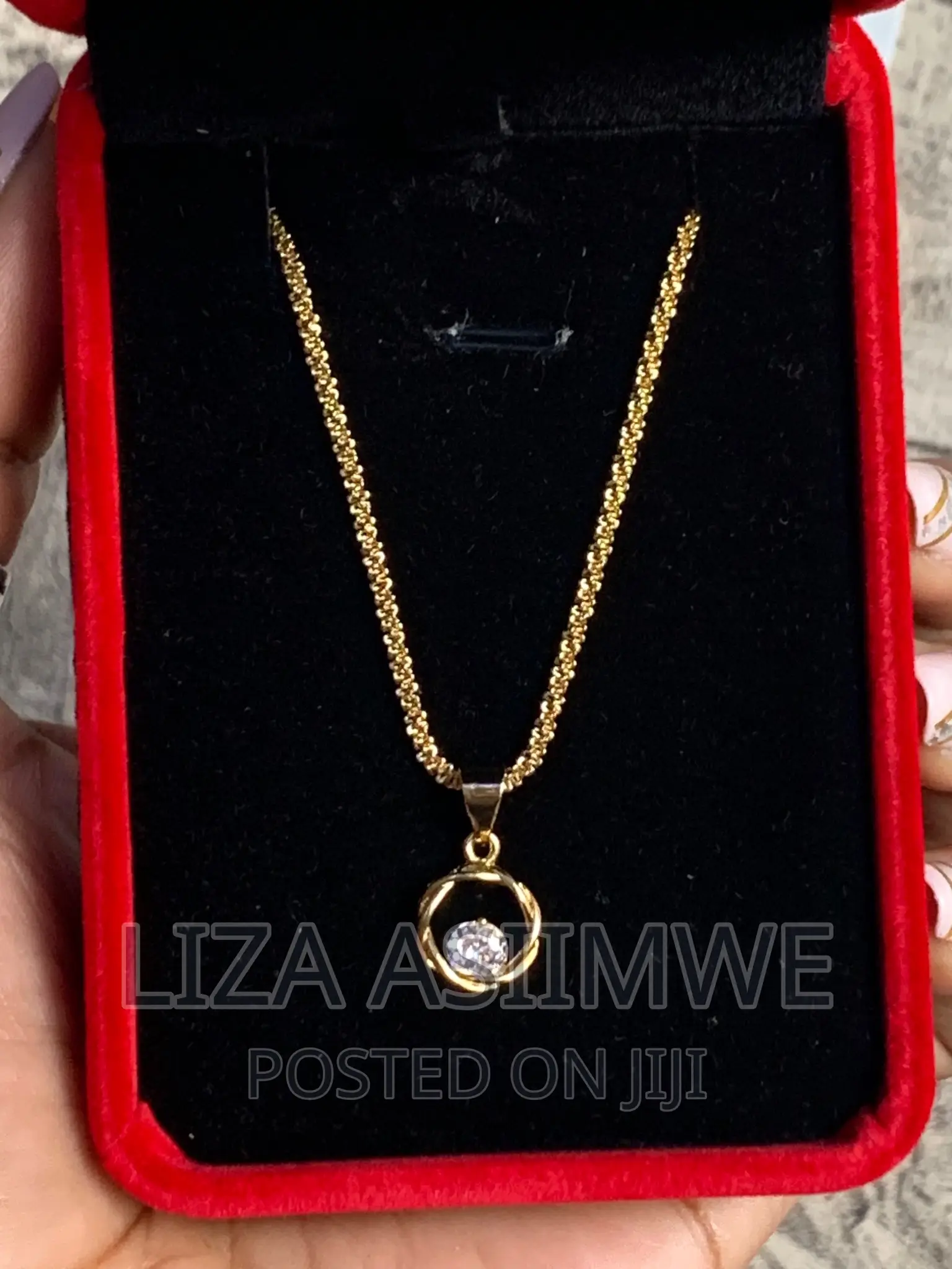 Simple Lady’S Necklaces