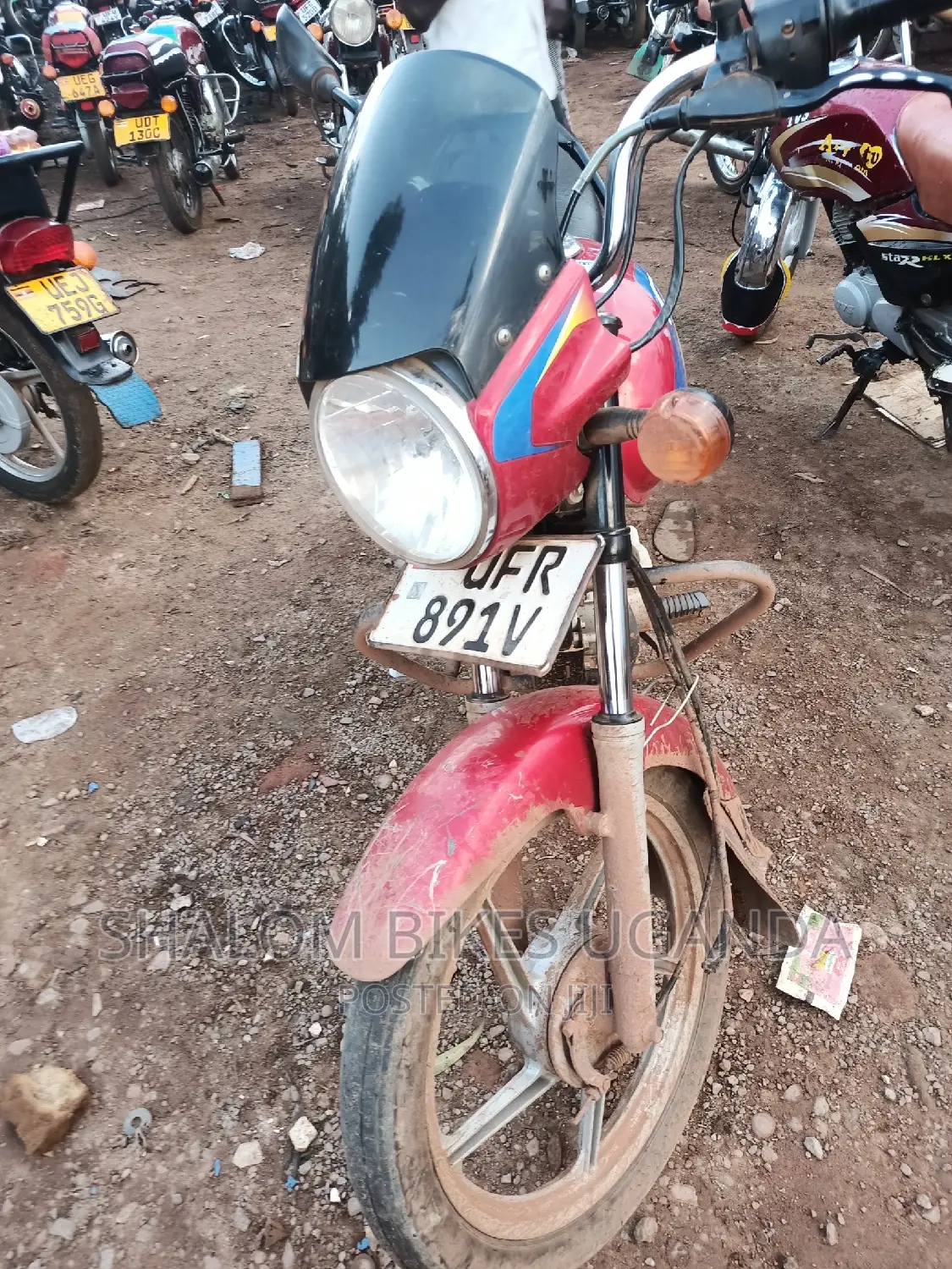 Bajaj Boxer 125 2023 Red