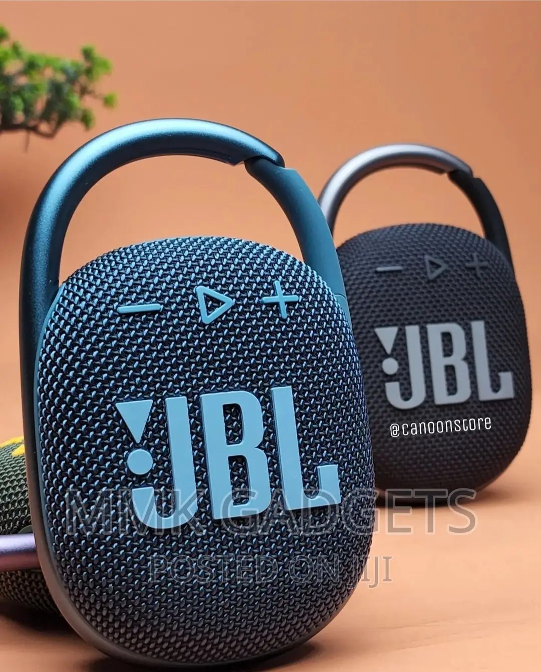 JBL Clip 4