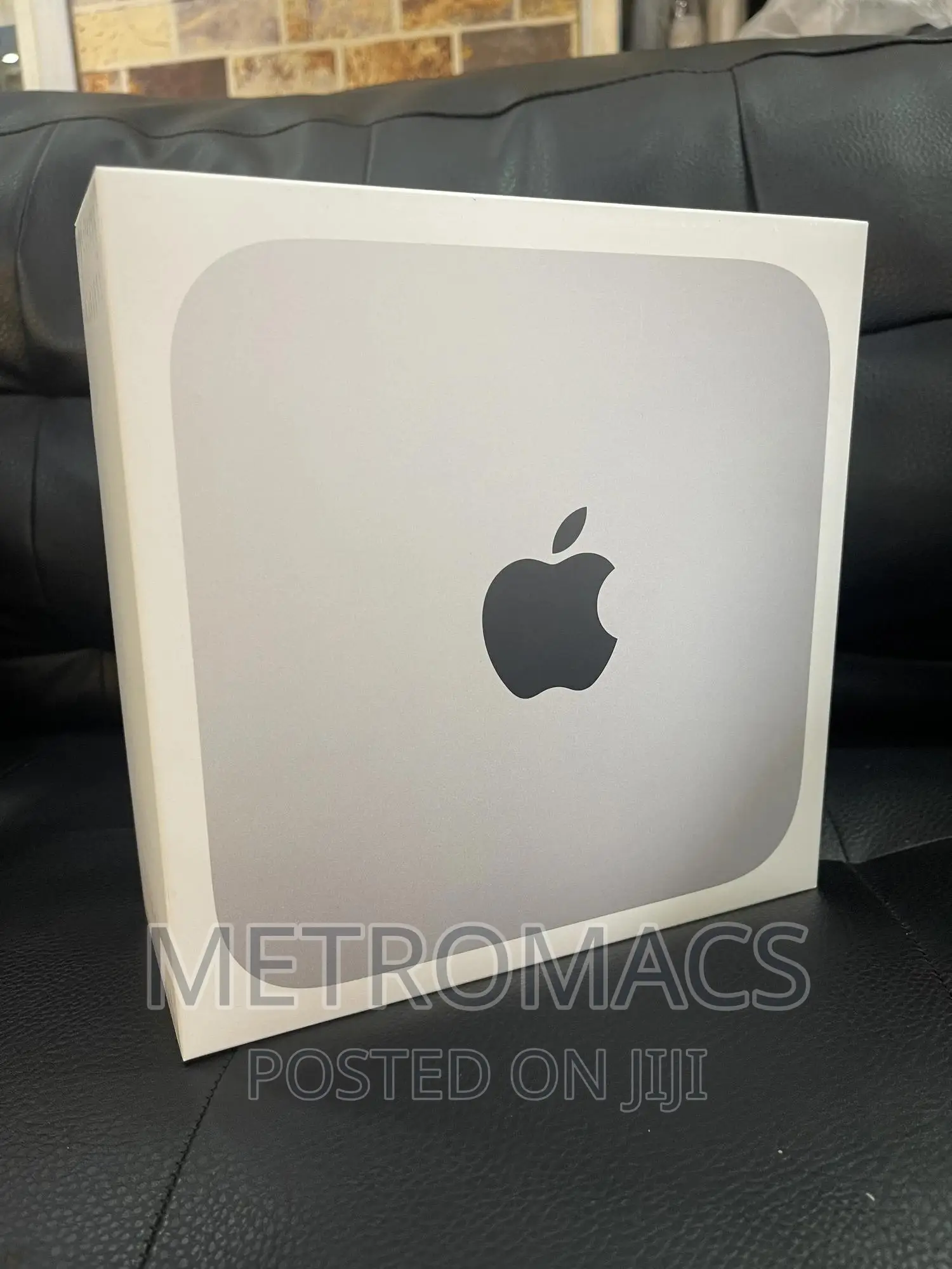 New Desktop Computer Apple Mac Mini M2 8GB Apple M2 SSD 256GB