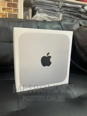 New Desktop Computer Apple Mac Mini M2 8GB Apple M2 SSD 256GB