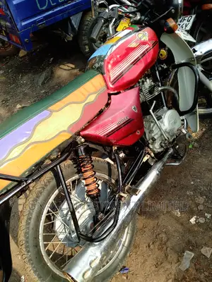 Bajaj Boxer 2022 Red
