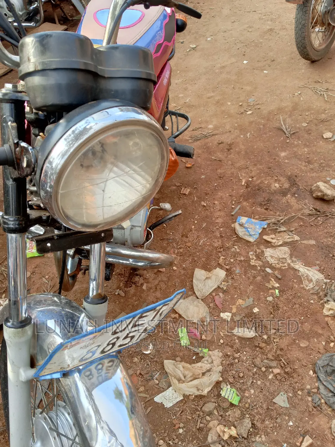 Bajaj Boxer 100 2023 Red