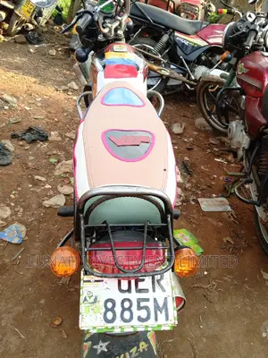 Bajaj Boxer 100 2023 Red