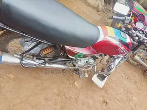 Bajaj Boxer 100 2020 Red