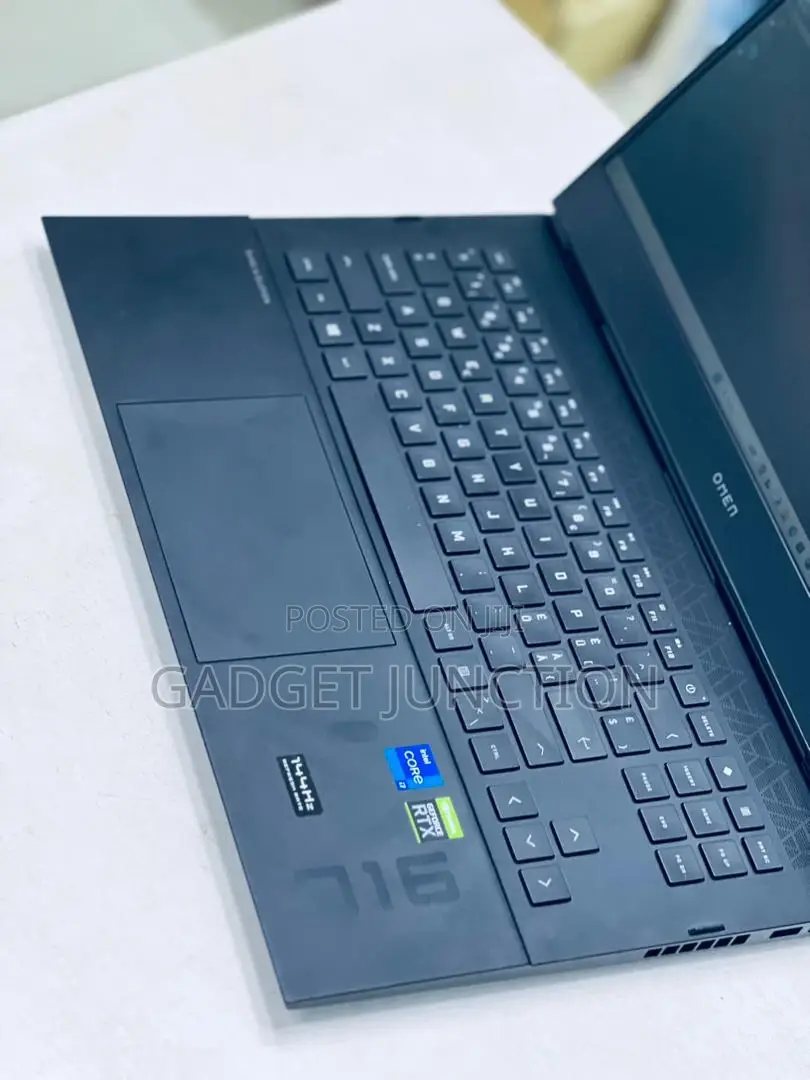 New Laptop HP Omen 16 16GB Intel Core I7 SSD 512GB