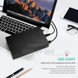 3.5/ 2.5 Inch SATA SSD HDD 3.0 Hard Drive Case 10T Above
