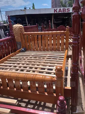 German Bed / 5by6 Bed / Wooden Bed / Good / Best Furniture