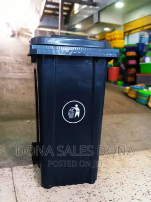Photo - 240litres Black Dust Bin