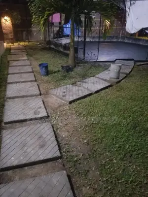 Concrete Slabs Walkway Installation