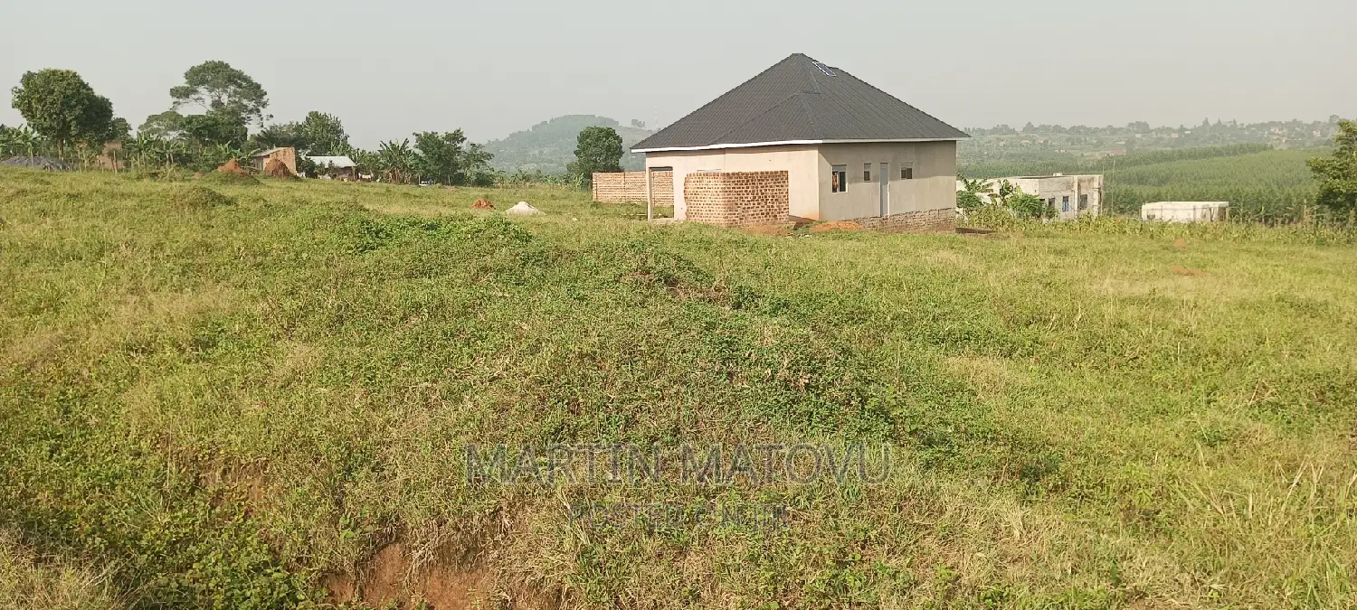50by100, 17M, Ready Title in Wakiso-Kikandwa