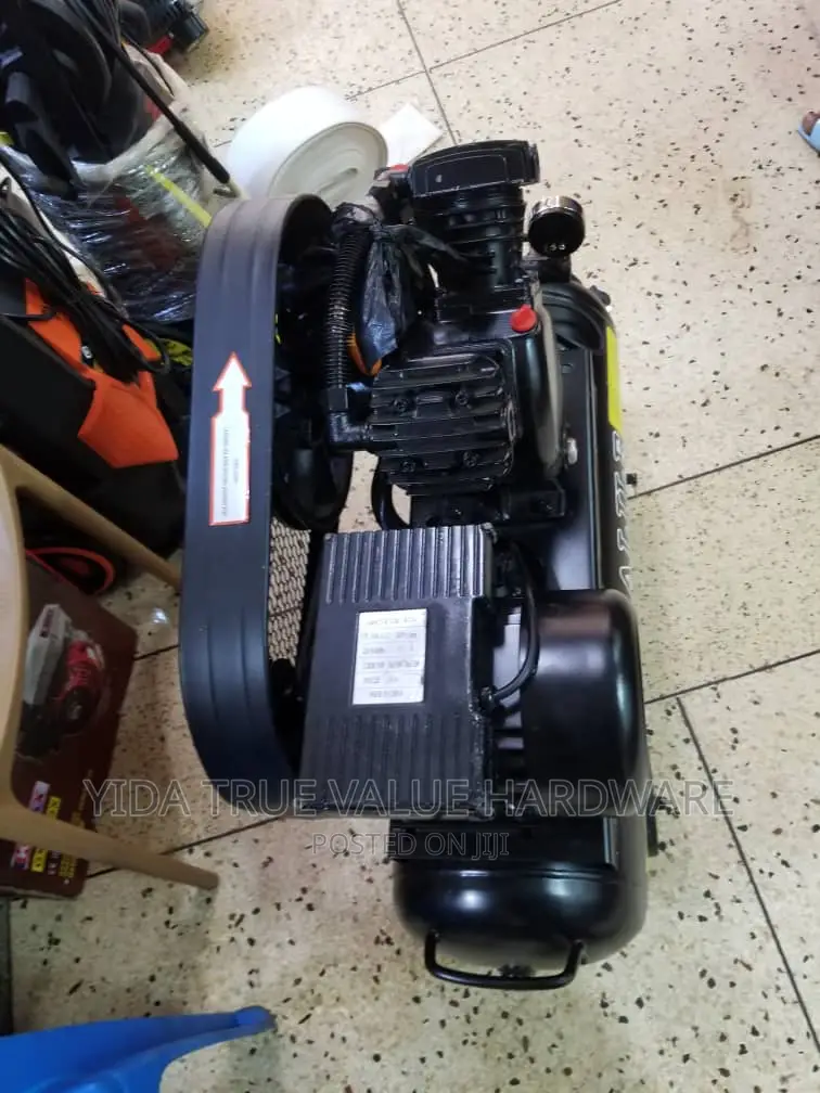 Air Compressoe 50 Litres Double Piston