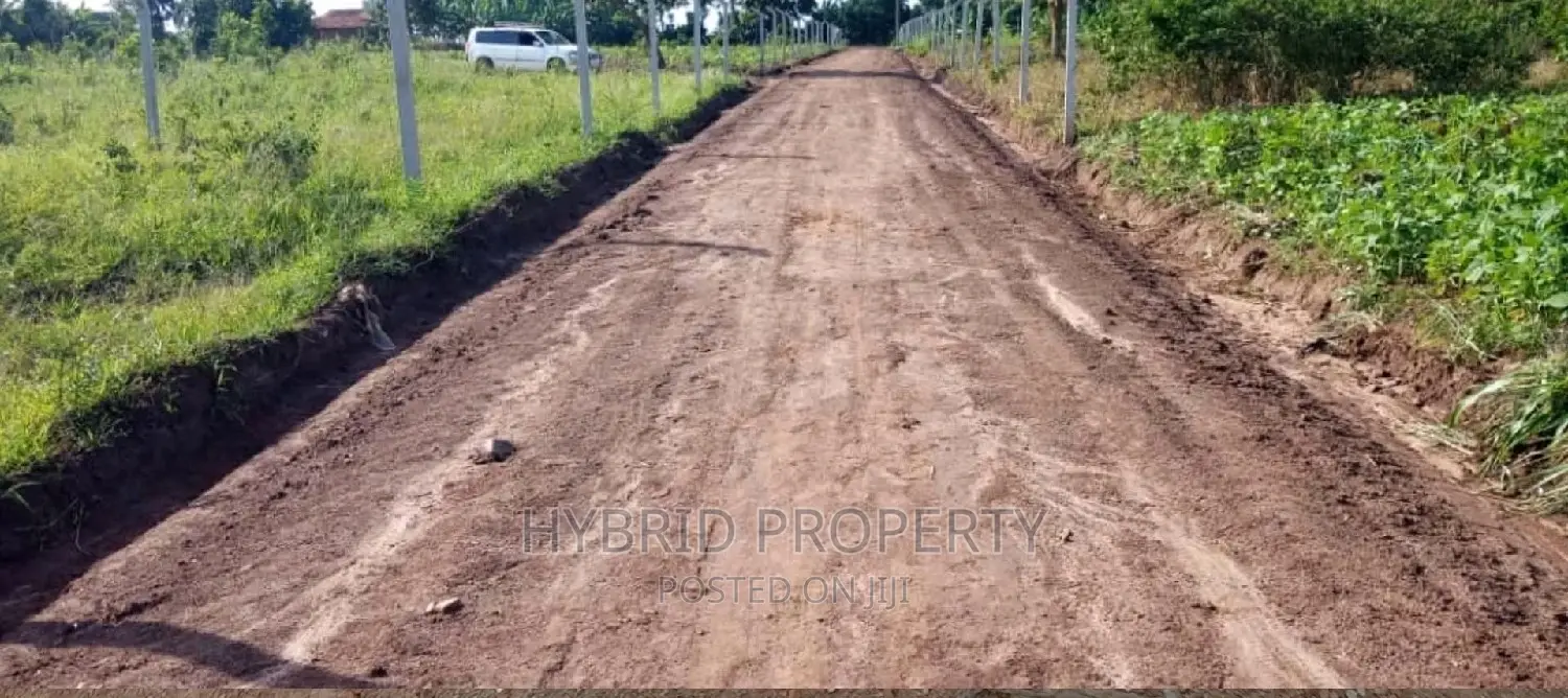Prime Plots for Sale at Gayaza~Kiwenda [Luunga]~Gayaza Road.