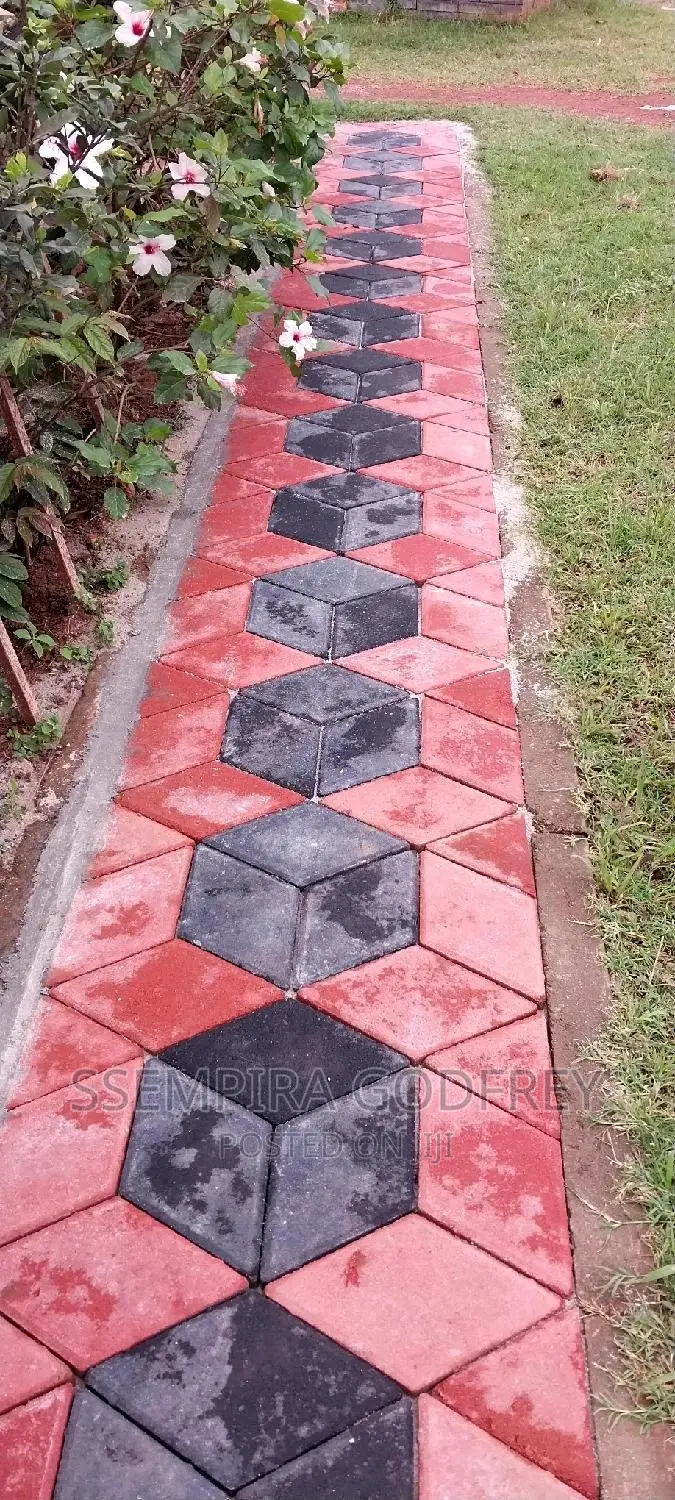Quality Coloured Pavers in Black and Red Colours