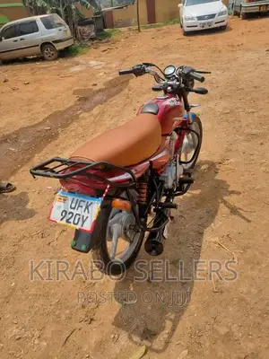 Bajaj CT 110X 2023 Red