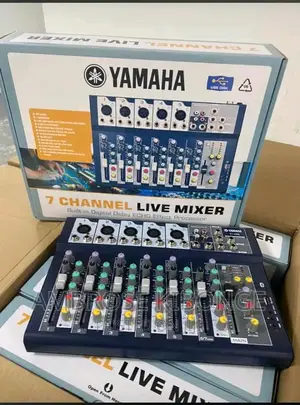 F-7 Live Mixer Built-in Digital Delay ECO Effect Processor.