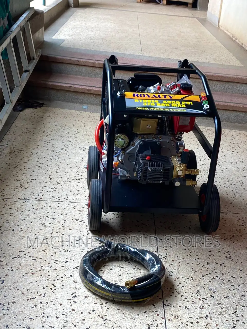 Diesel High Pressure Washer 370bar (4900psi) Royalty Japan