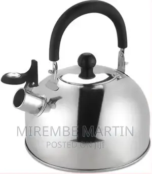 9 Pieces Cookware Set With a Whistling Kettle