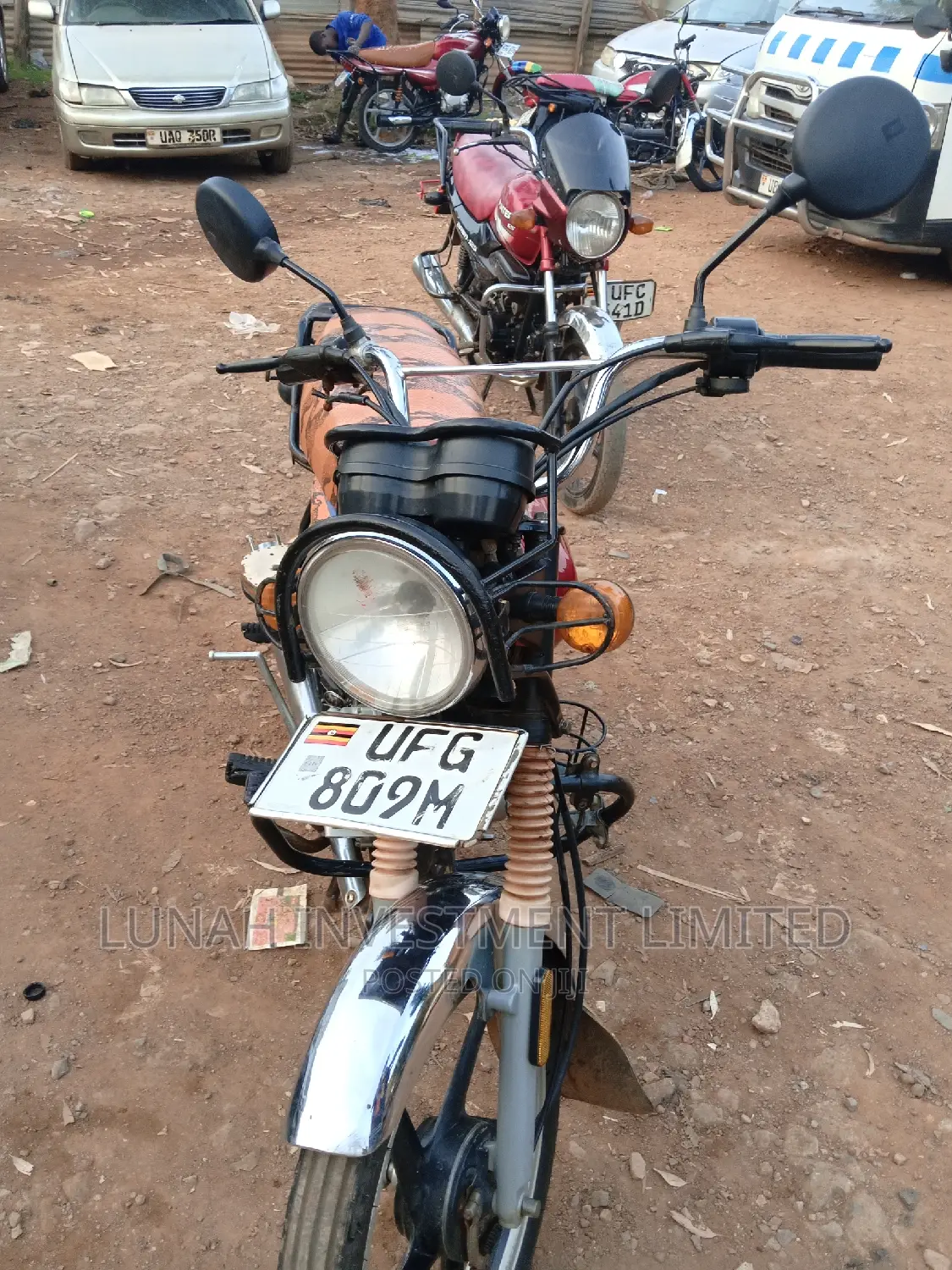 Bajaj Boxer BM100ES 2022 Red