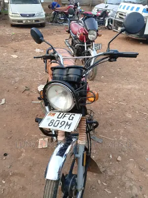 Bajaj Boxer BM100ES 2022 Red