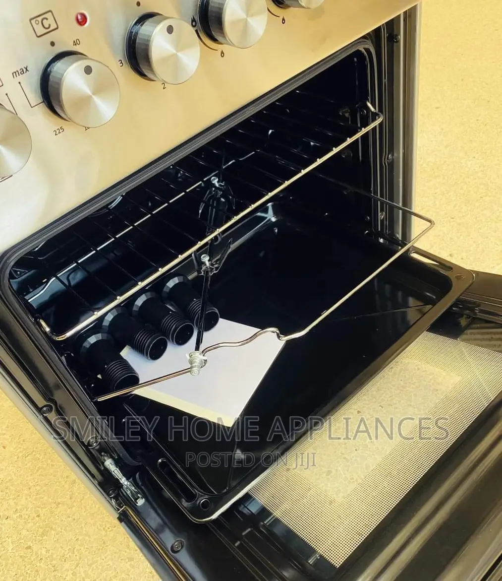 Blueflame Silver 60 by 60 Gas Cooker