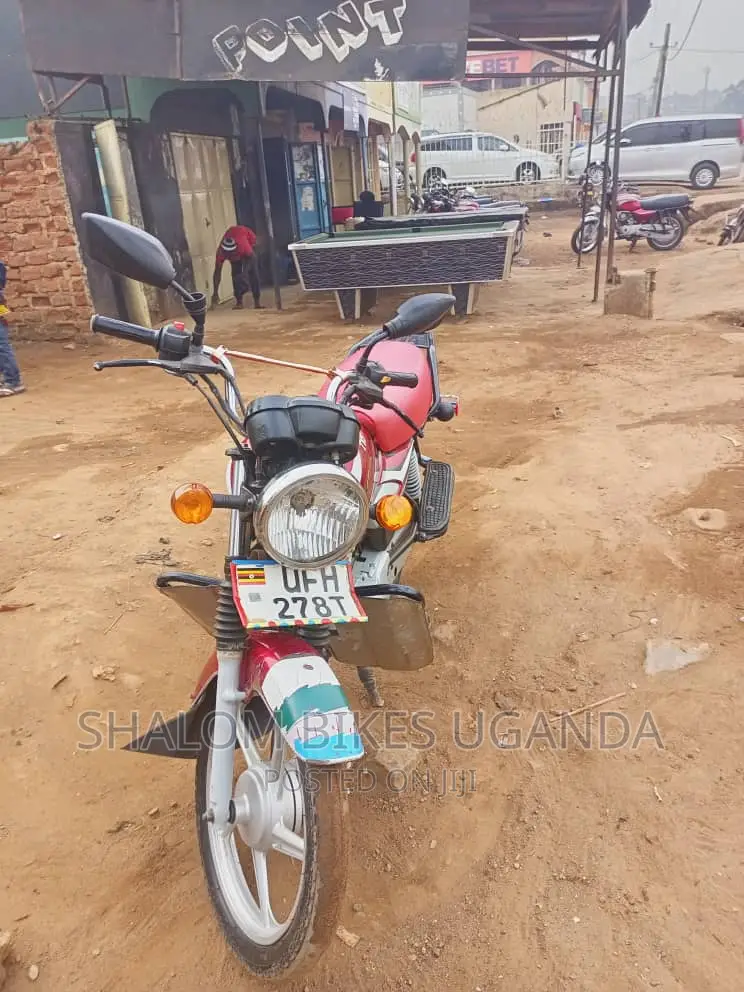 TVS HLX 125 2023 Red
