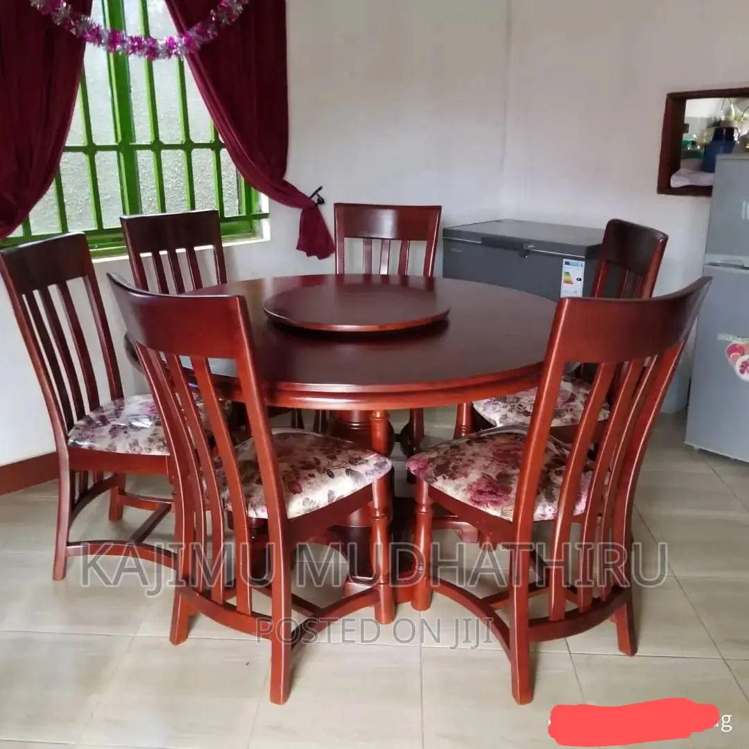 6seater Round Dinning Table Mahogany