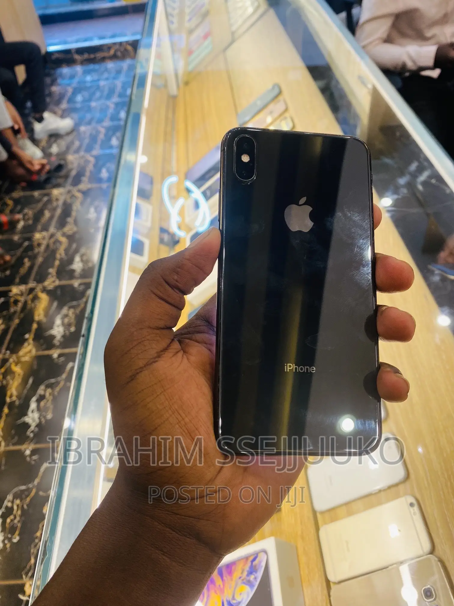 Apple iPhone XS Max 64 GB Black