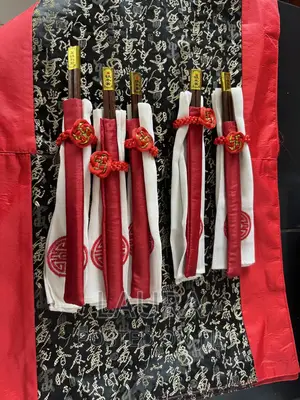 5 Piece Chinese Table Mats With Chopsticks
