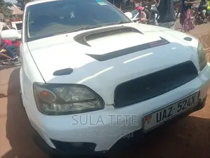 Subaru Legacy 1999 White