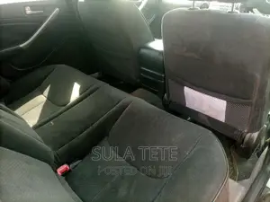 Nissan Skyline 2002 Silver