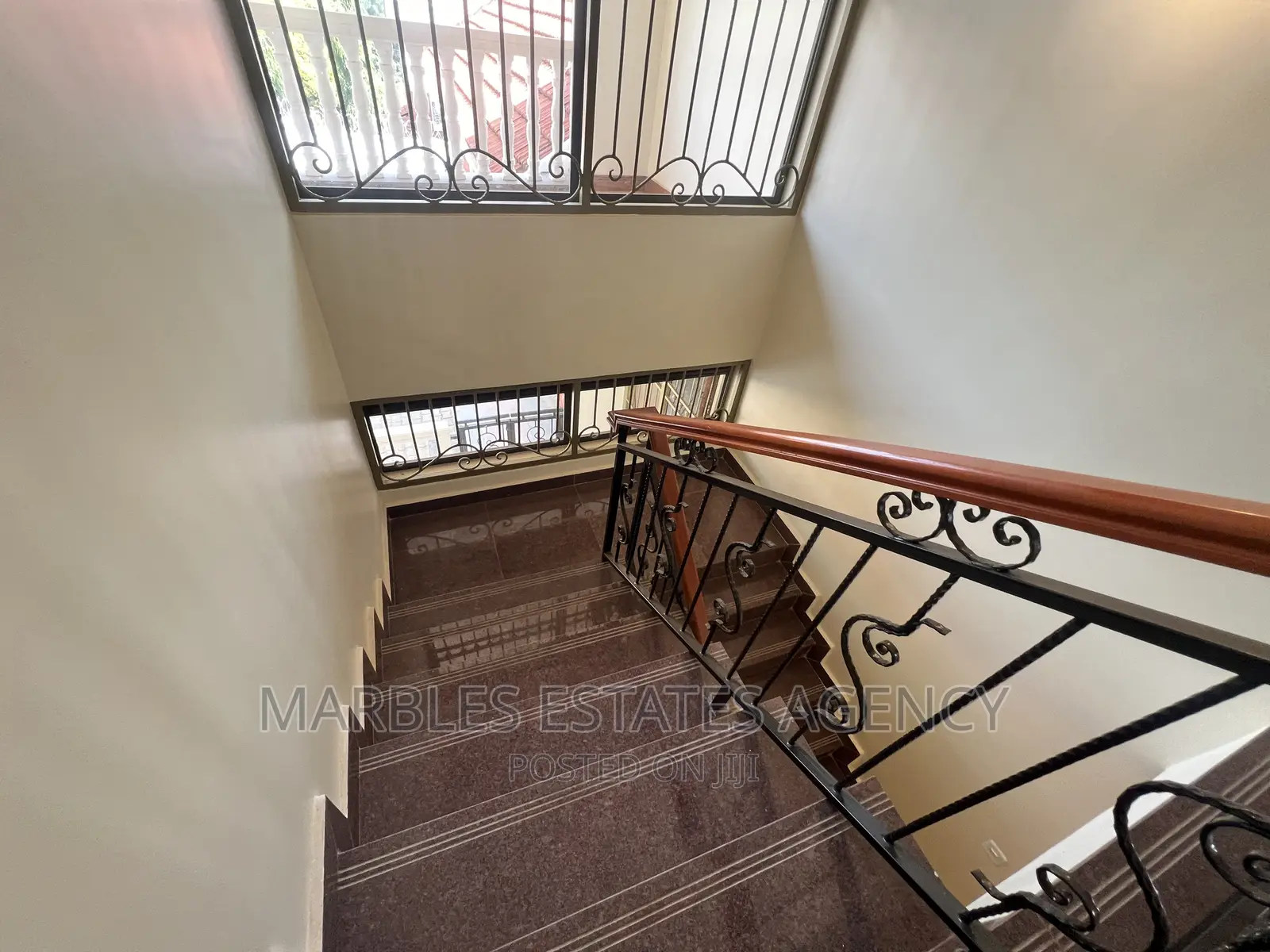 Furnished 6bdrm Duplex in Naguru, Central Division for rent