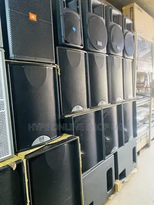 Photo - Heavy Stereo En Bass Sound