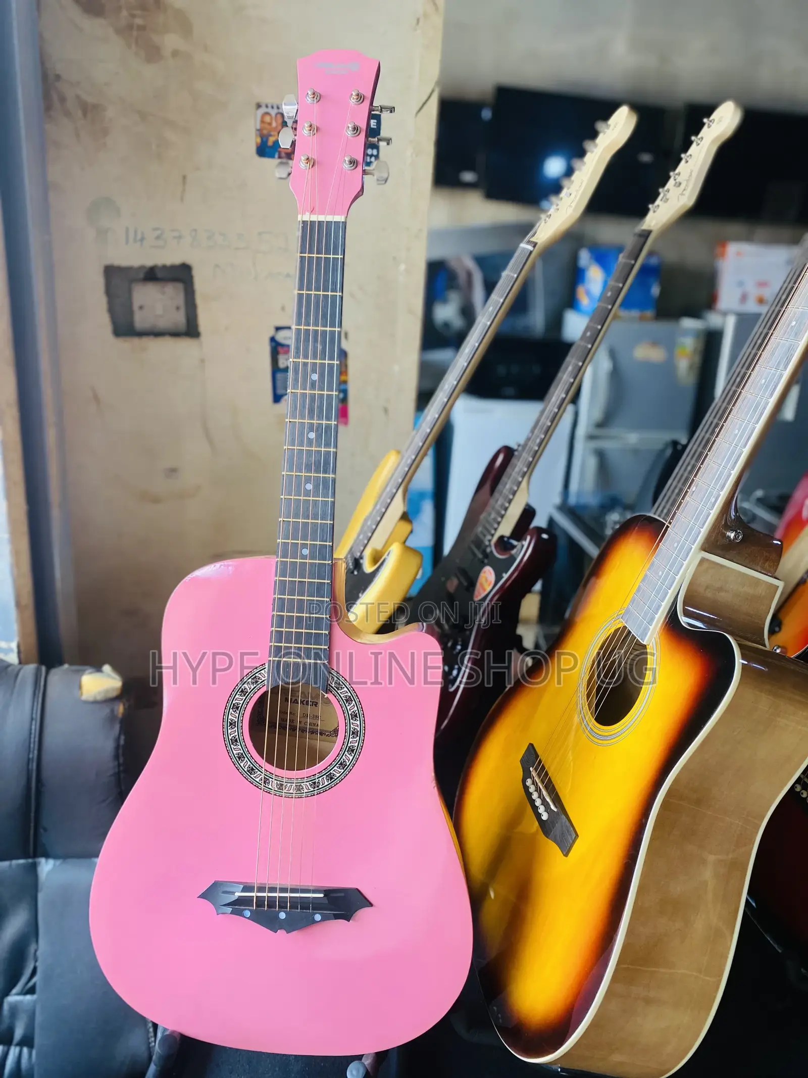 Ladies Acoustic Guitars