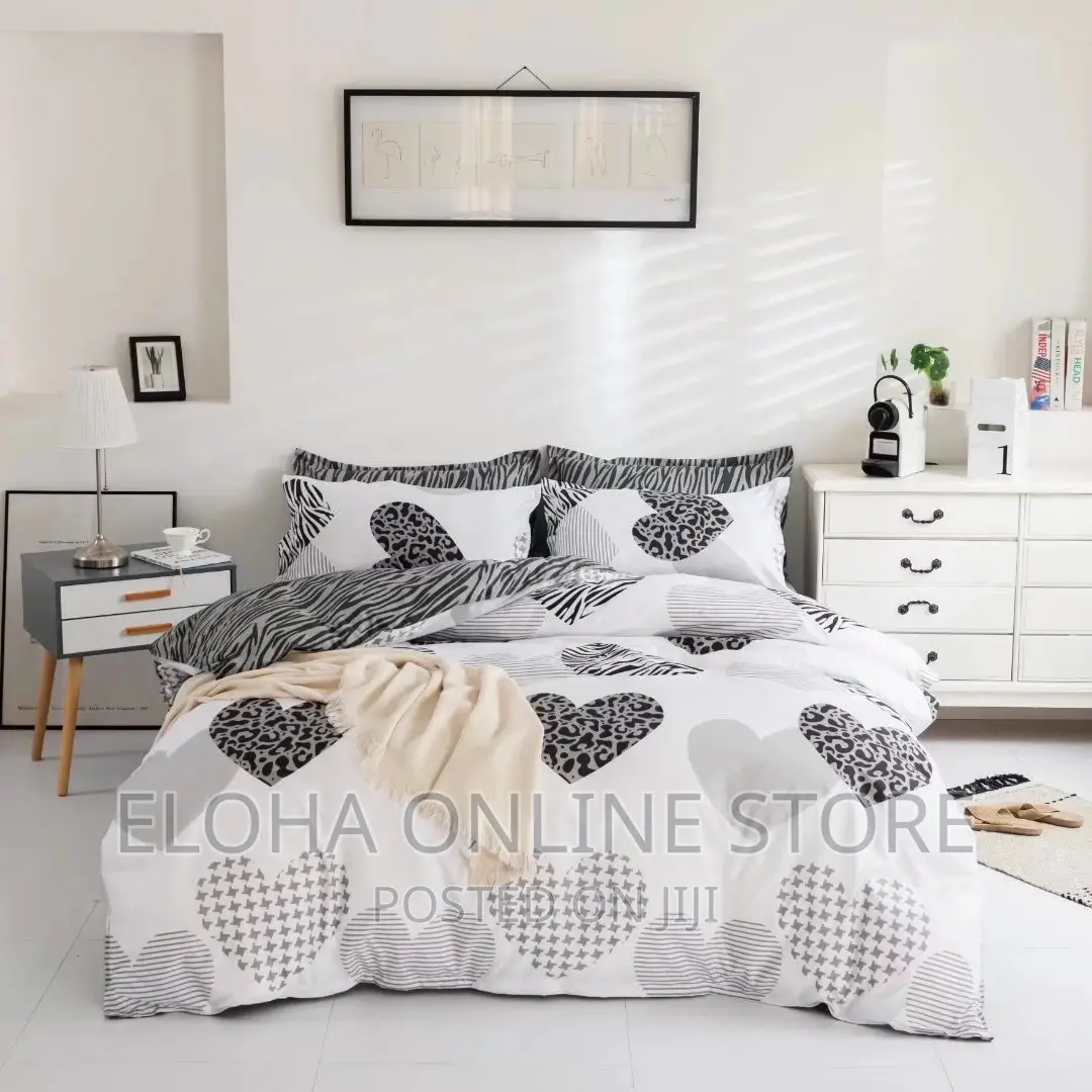 High Quality 5 by 6 Duvets With One Bedsheet ,2 Pillow Cases