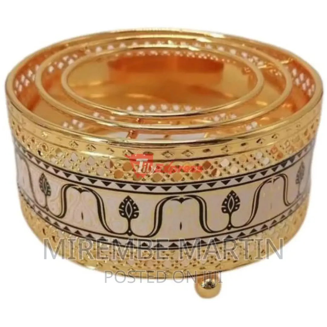 Large Round Décor Modern Metal Candle Holder